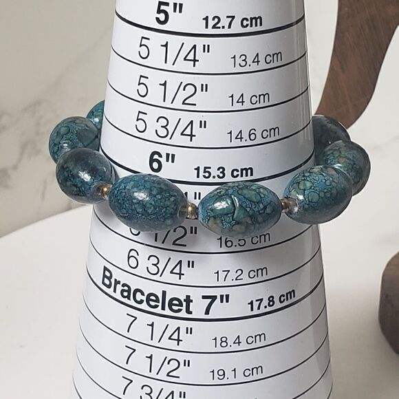 BEADED Classic Stretch Bracelet - Picture 4 of 4